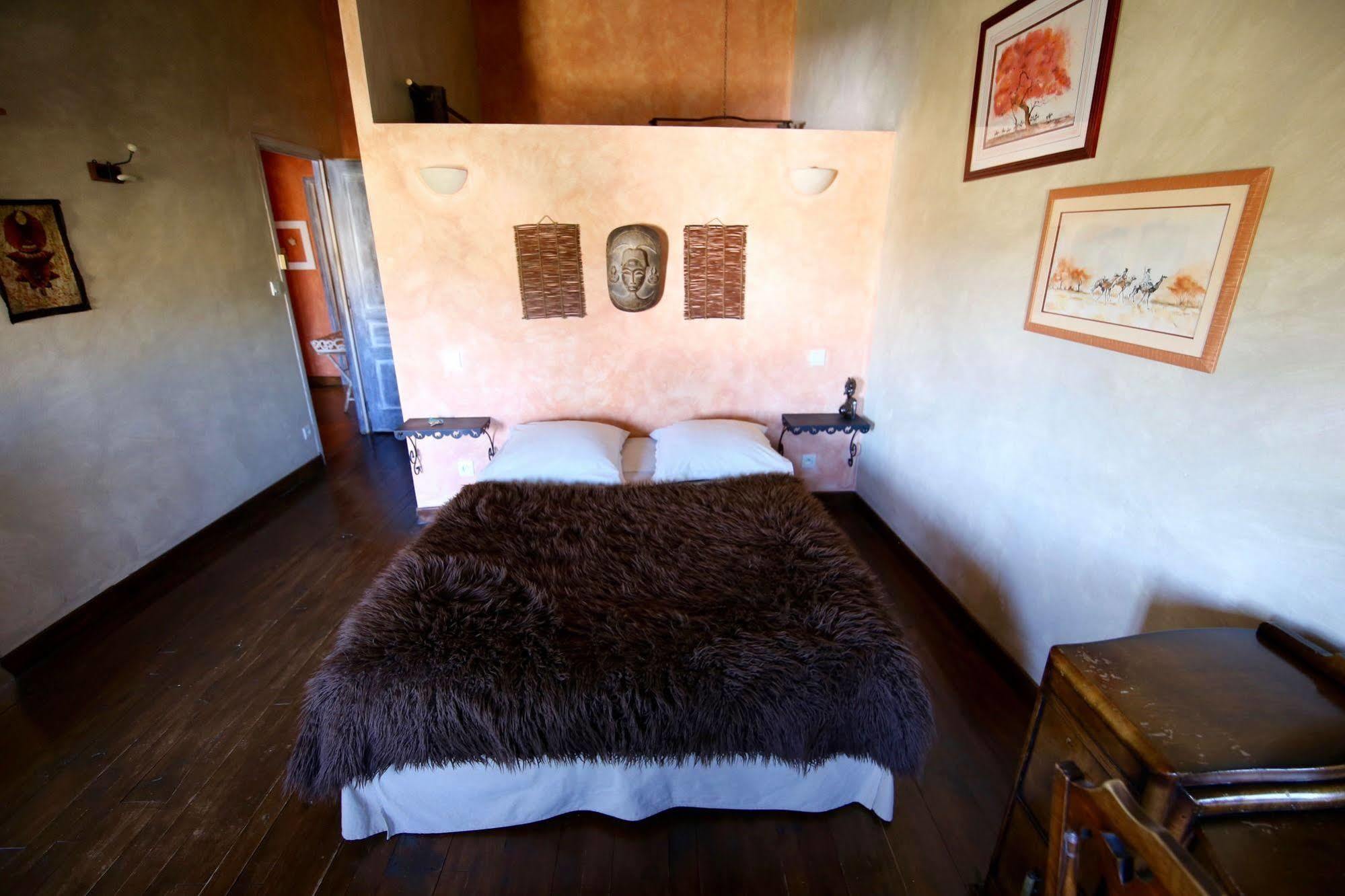Domaine De Marseillens Bed and Breakfast Palaja Eksteriør billede